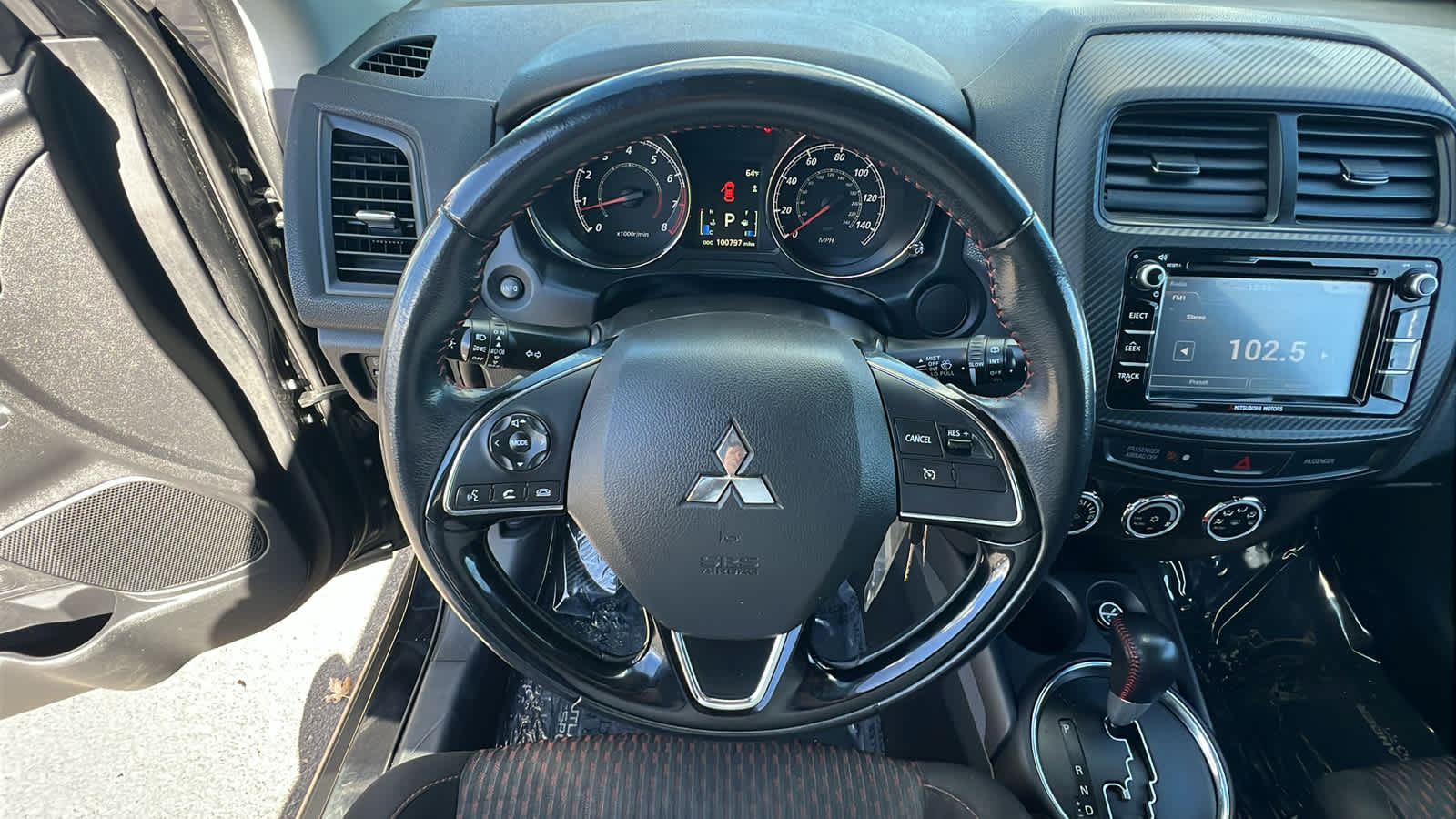 Thumbnail: 2017 Mitsubishi Outlander Sport - 18