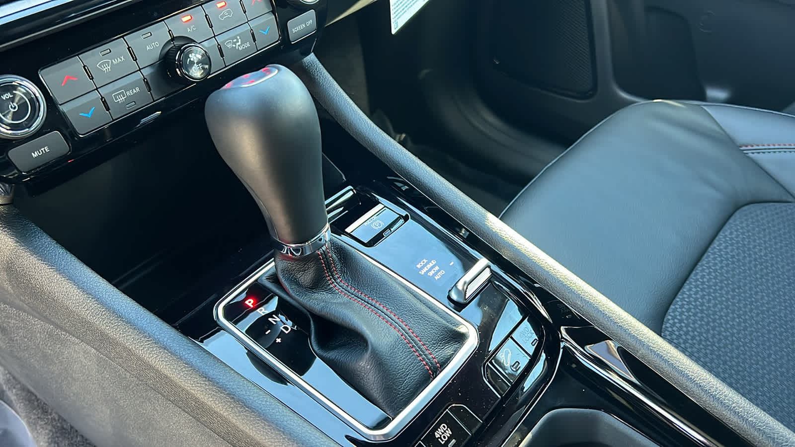 Thumbnail: 2026 Jeep Compass - 13