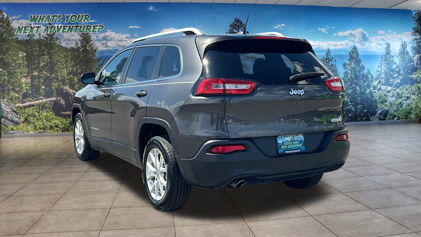 Thumbnail: 2015 Jeep Cherokee - 7
