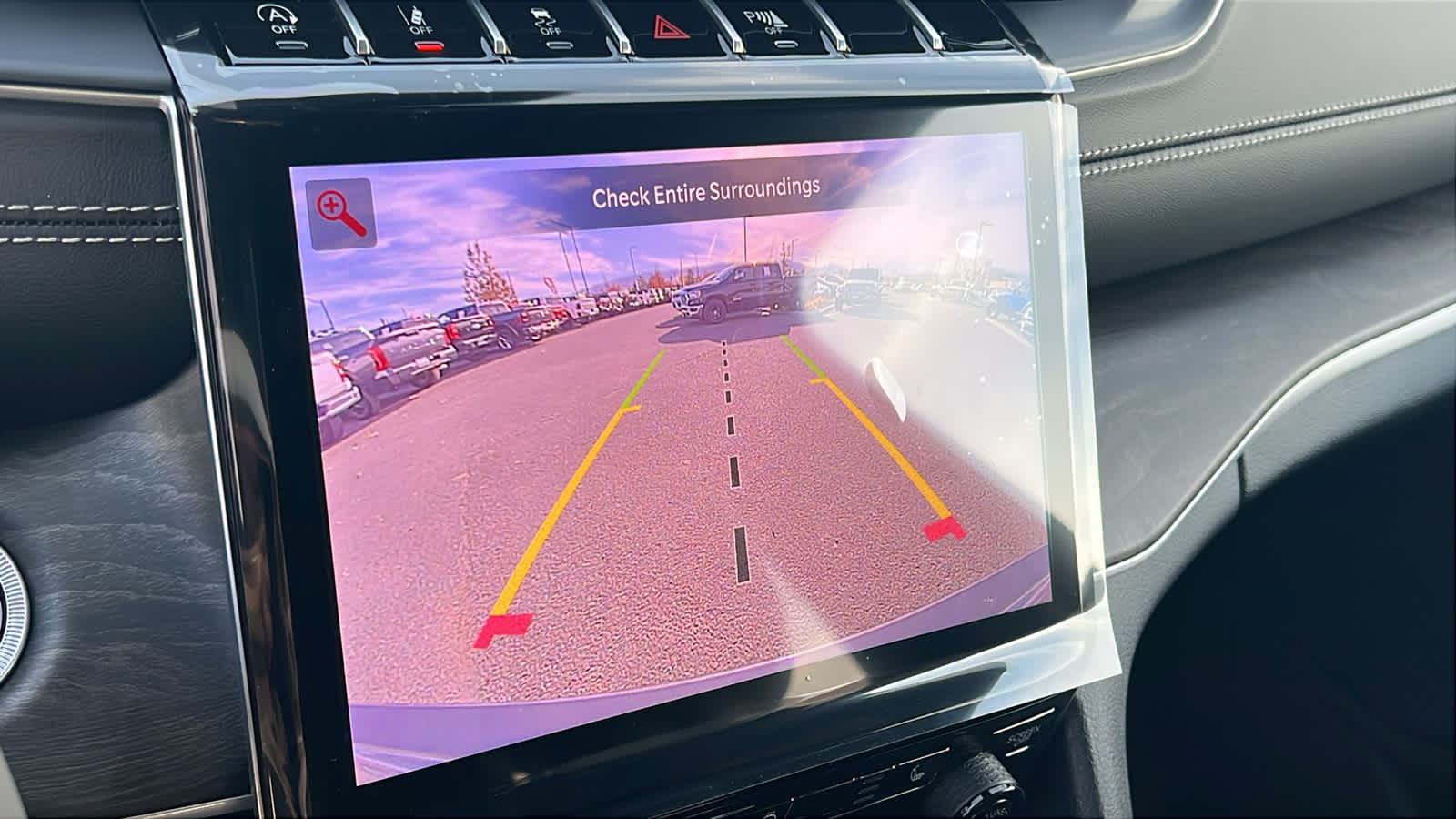 Thumbnail: 2025 Jeep Grand Cherokee - 16