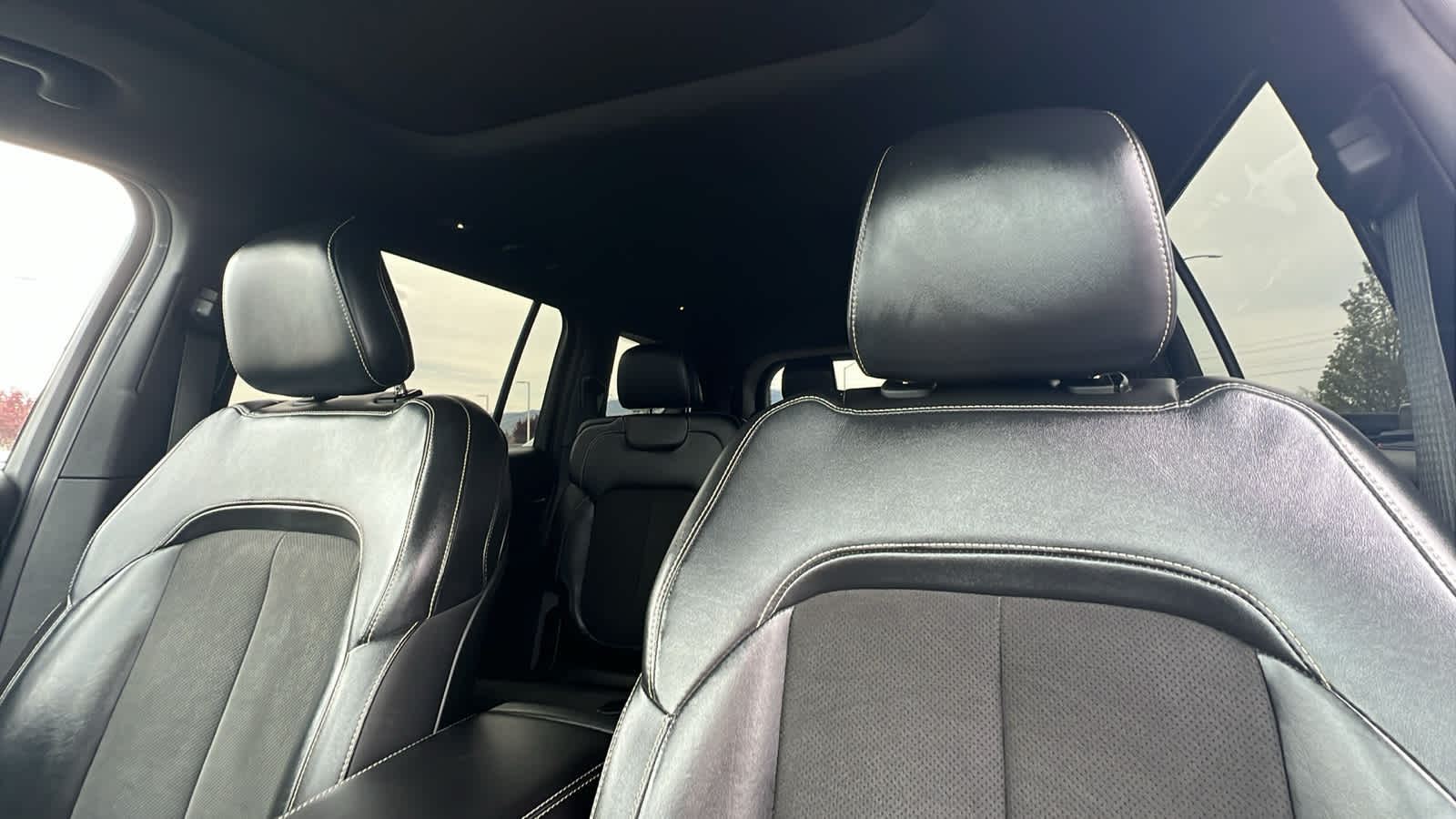 Thumbnail: 2021 Jeep Grand Cherokee L - 11