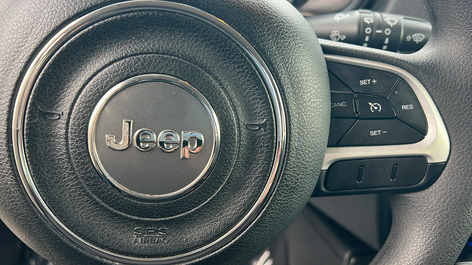 Thumbnail: 2021 Jeep Renegade - 20