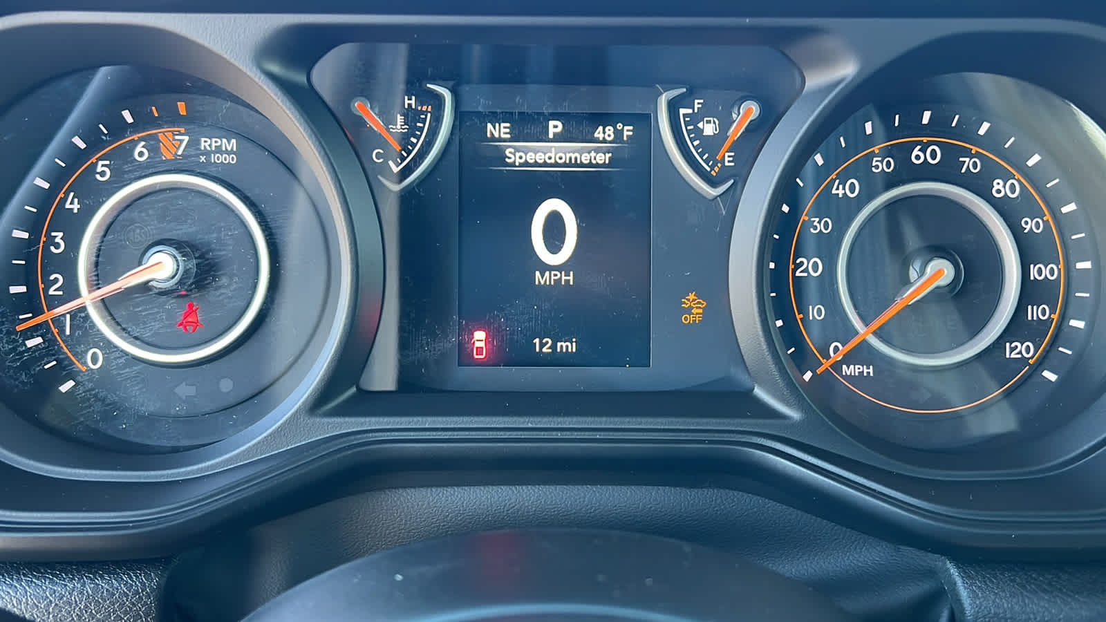 Thumbnail: 2026 Jeep Gladiator - 21