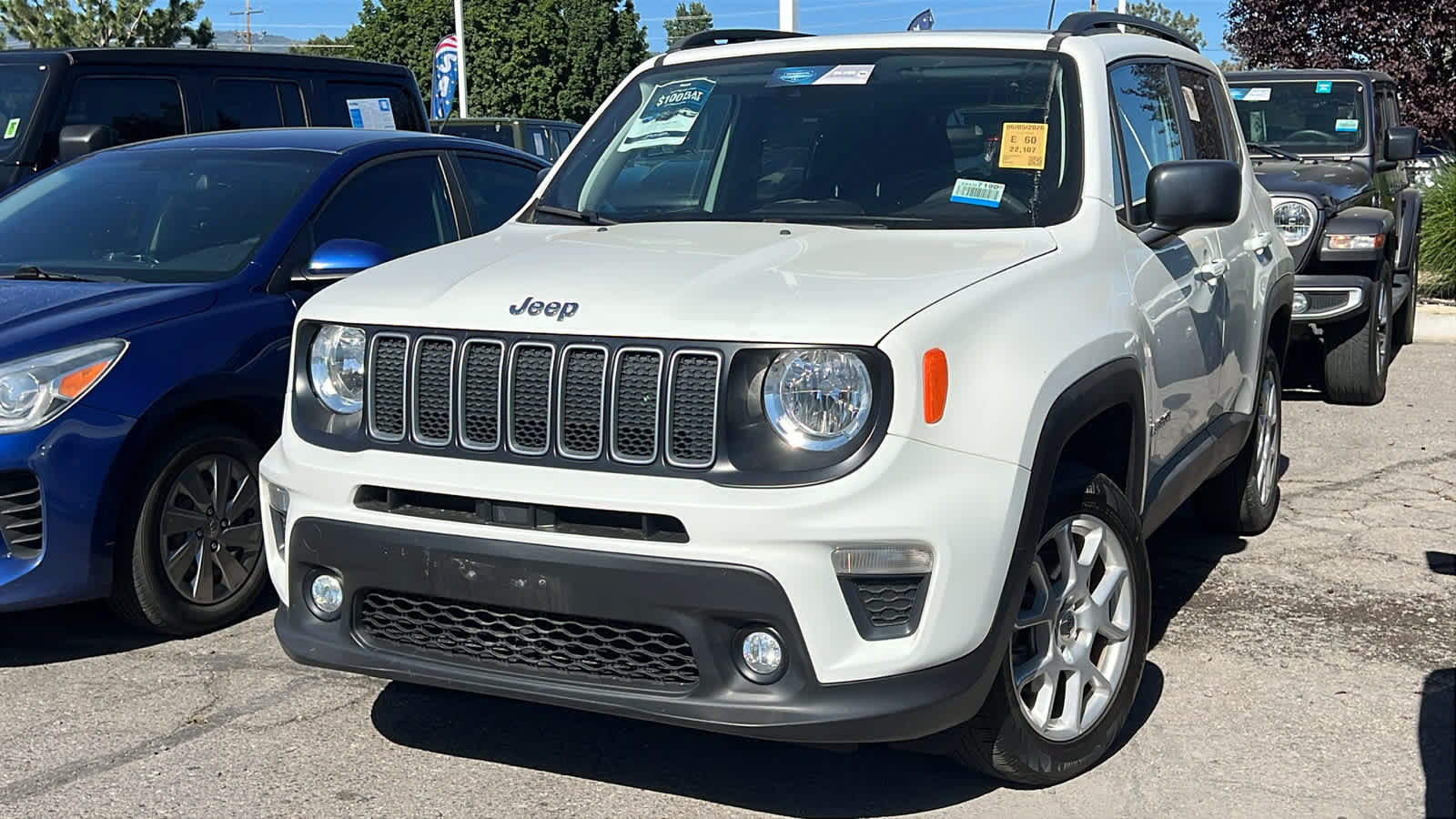Thumbnail: 2022 Jeep Renegade - 1