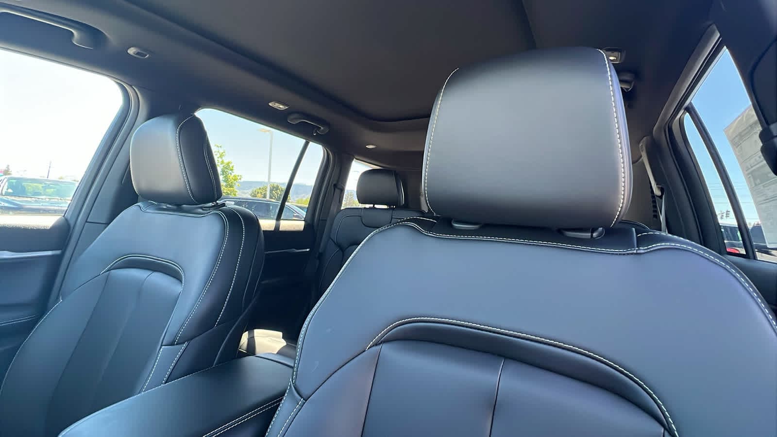 Thumbnail: 2026 Jeep Grand Cherokee - 11