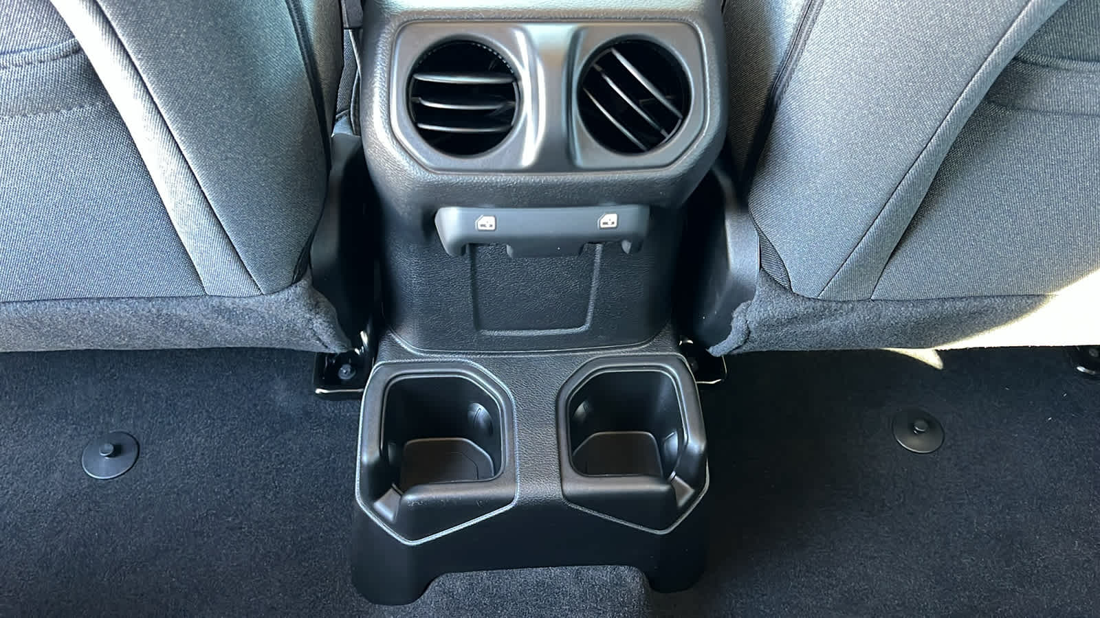 Thumbnail: 2026 Jeep Wrangler - 25