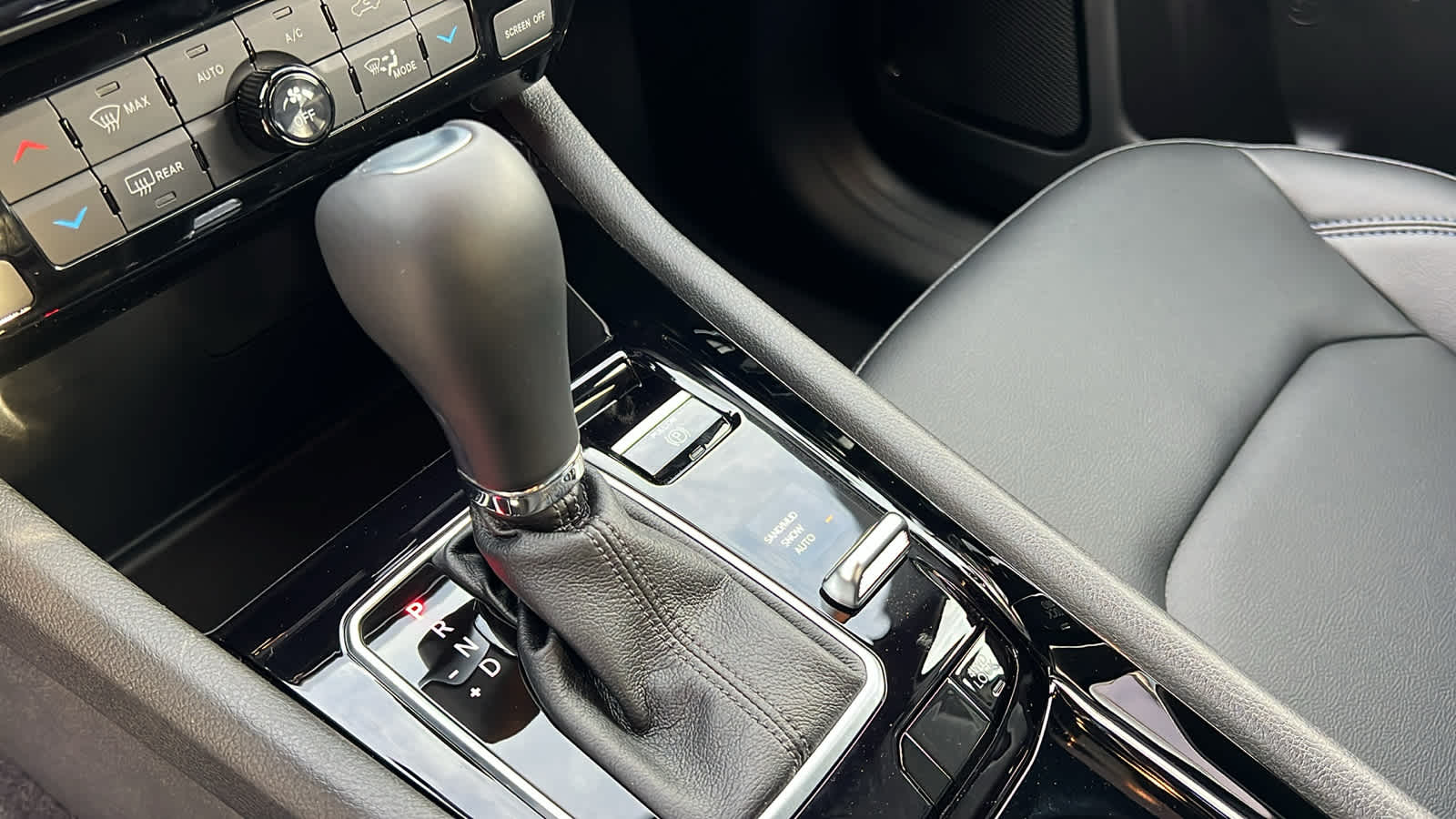 Thumbnail: 2026 Jeep Compass - 13