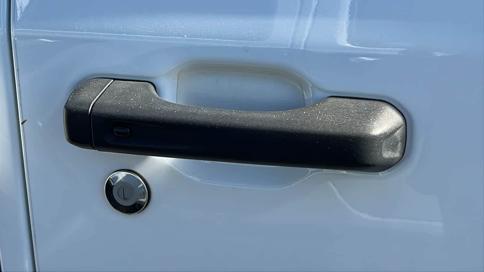 Thumbnail: 2023 Jeep Wrangler - 6