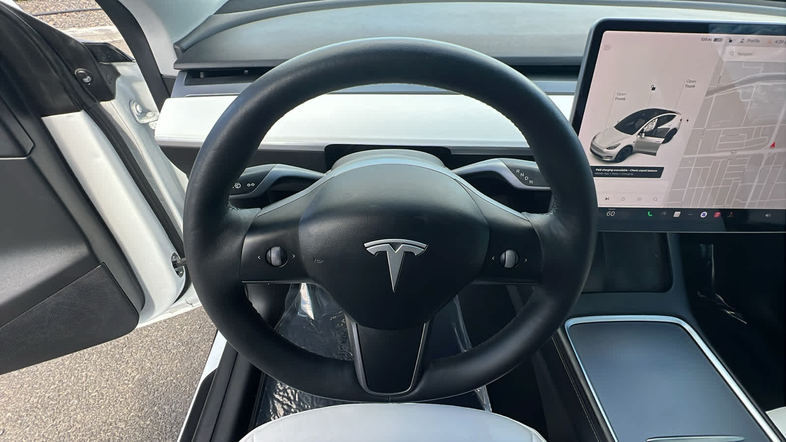 Thumbnail: 2022 Tesla Model Y - 17