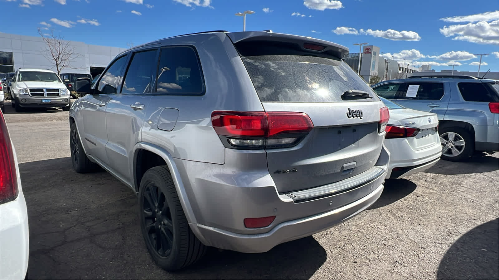 Thumbnail: 2018 Jeep Grand Cherokee - 7