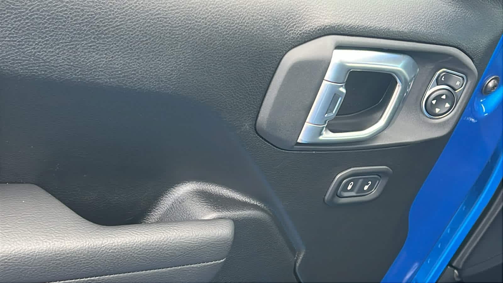 Thumbnail: 2026 Jeep Wrangler - 22