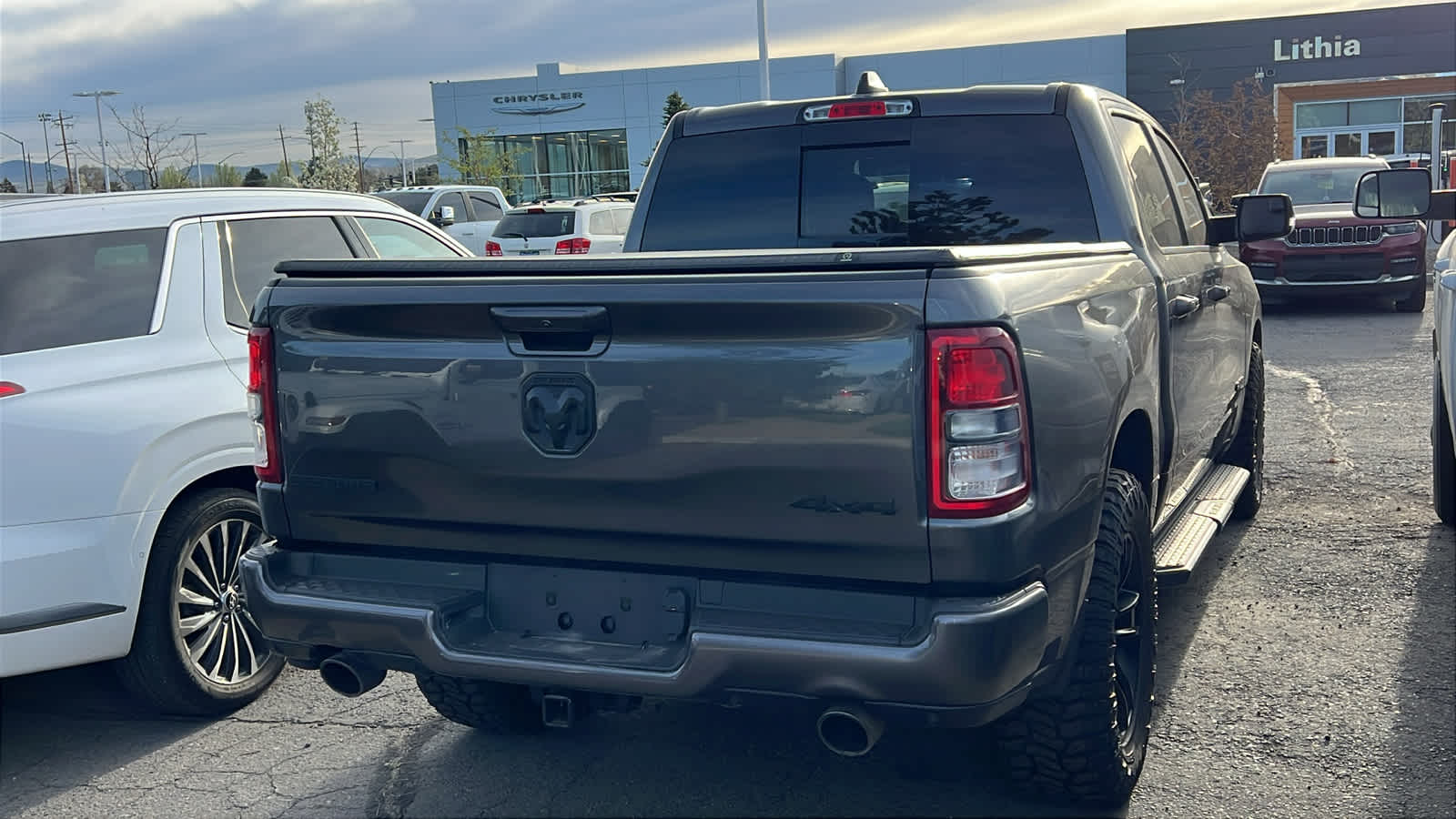 Thumbnail: 2022 RAM 1500 - 10