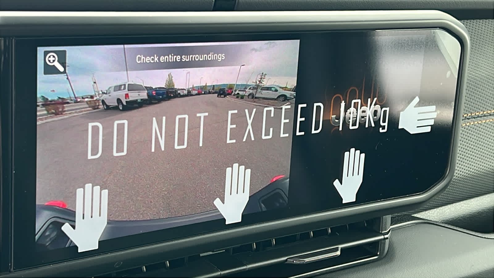 Thumbnail: 2026 Jeep Gladiator - 16