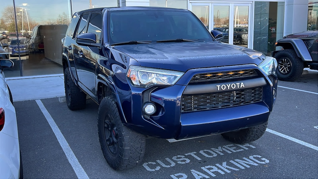 Used 2018 Toyota 4Runner SR5 SUV