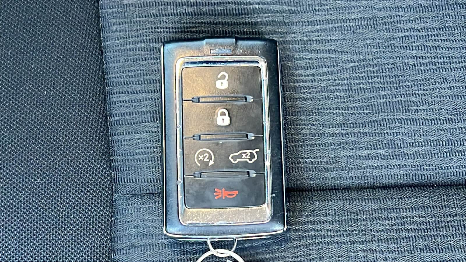 Thumbnail: 2022 Jeep Grand Cherokee - 29