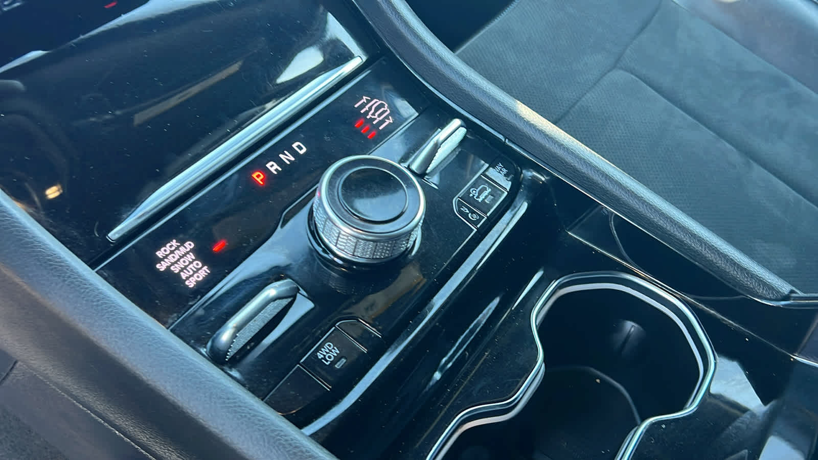 Thumbnail: 2022 Jeep Grand Cherokee - 13