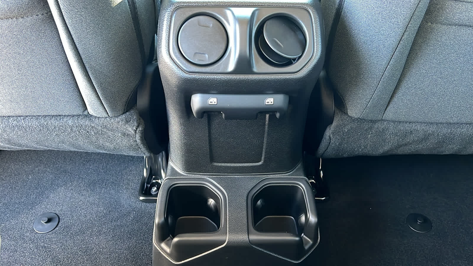 Thumbnail: 2026 Jeep Wrangler - 25