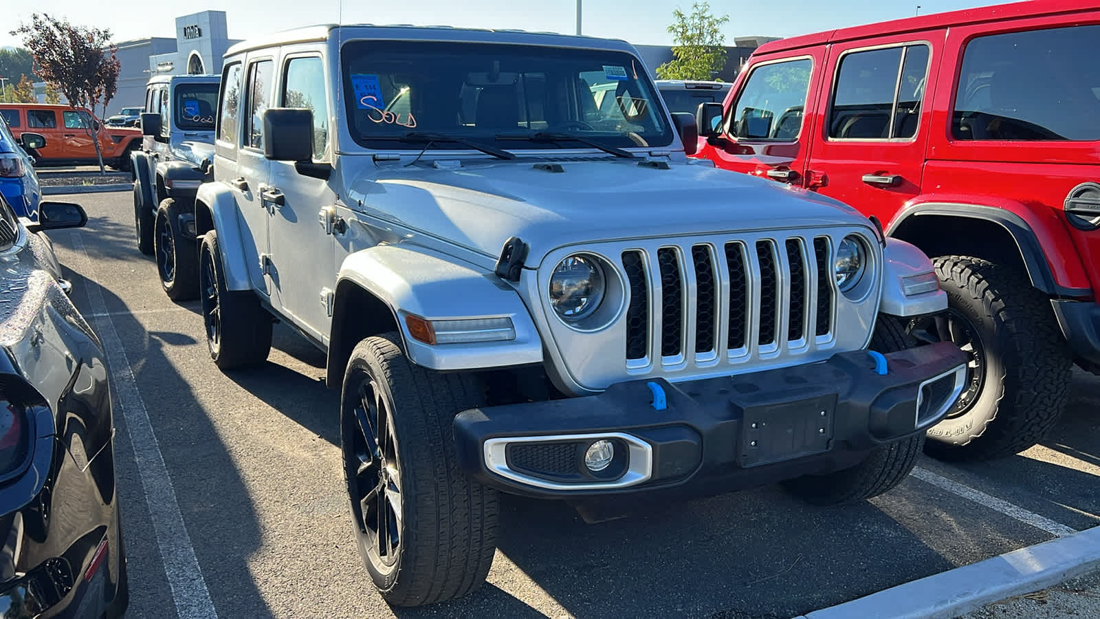 2023 Jeep Wrangler 4xe Sahara photo 2