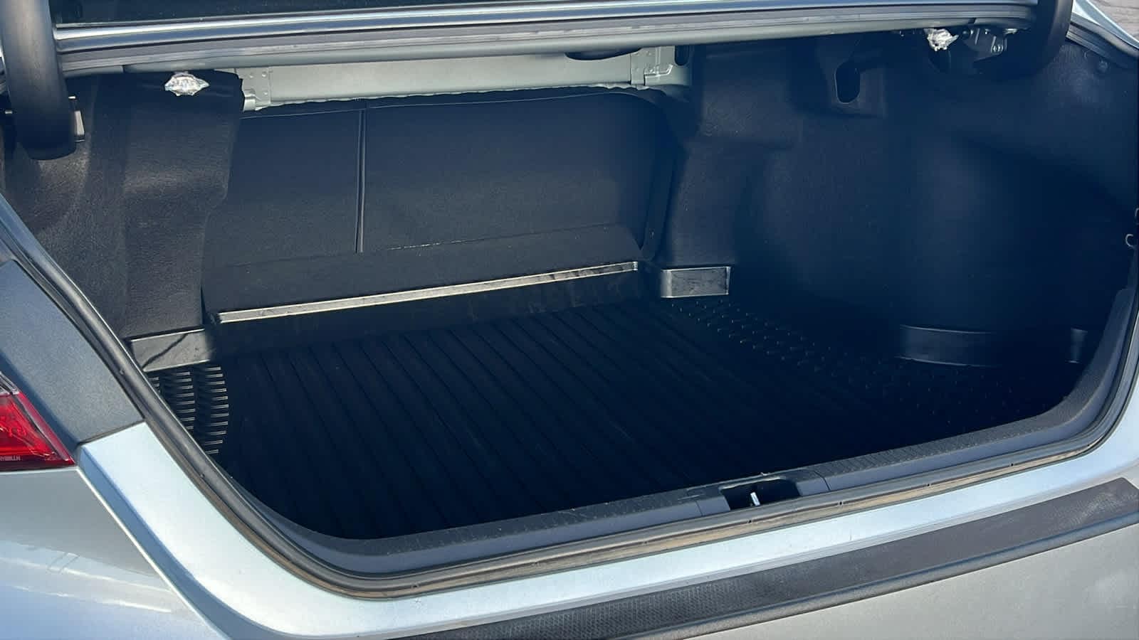 Thumbnail: 2021 Toyota Camry - 27