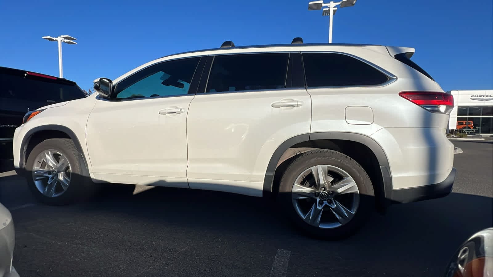 Thumbnail: 2019 Toyota Highlander - 7
