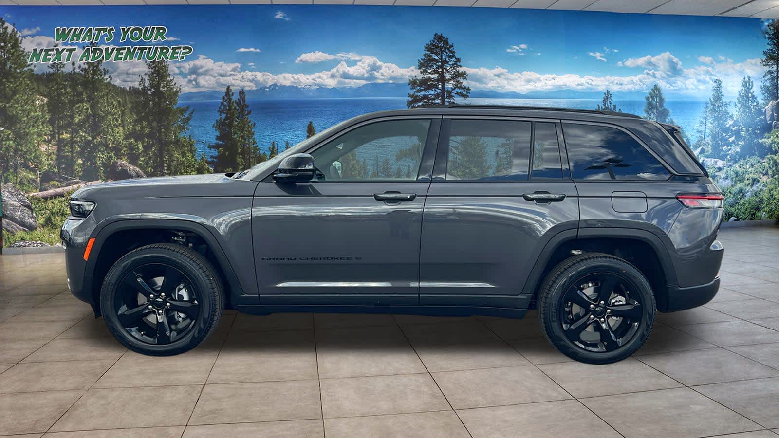 Thumbnail: 2026 Jeep Grand Cherokee - 8