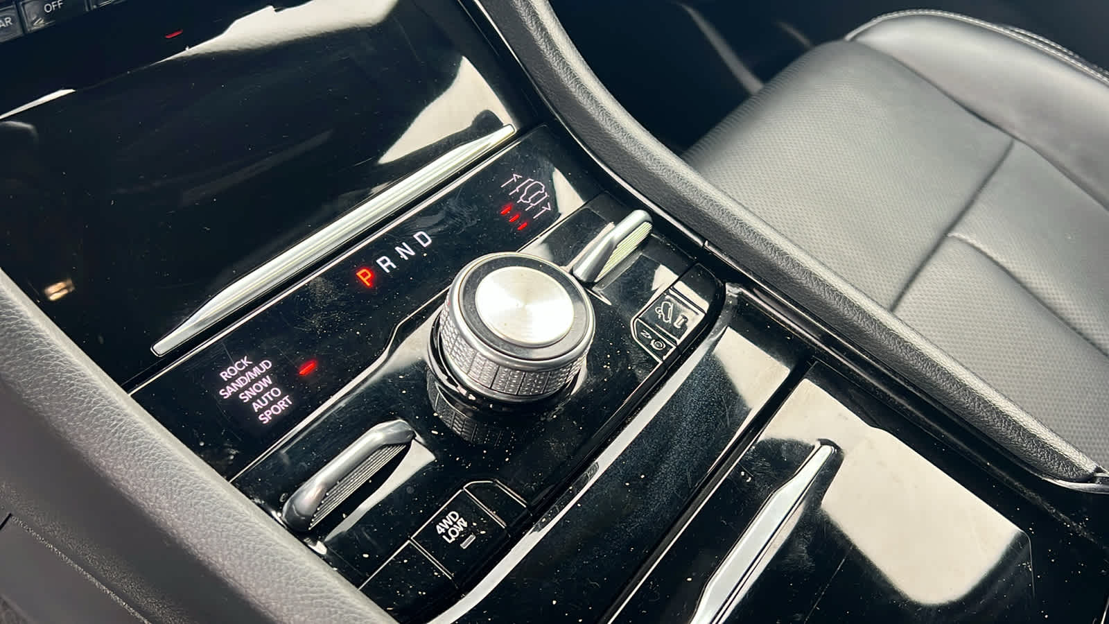 Thumbnail: 2025 Jeep Grand Cherokee L - 13