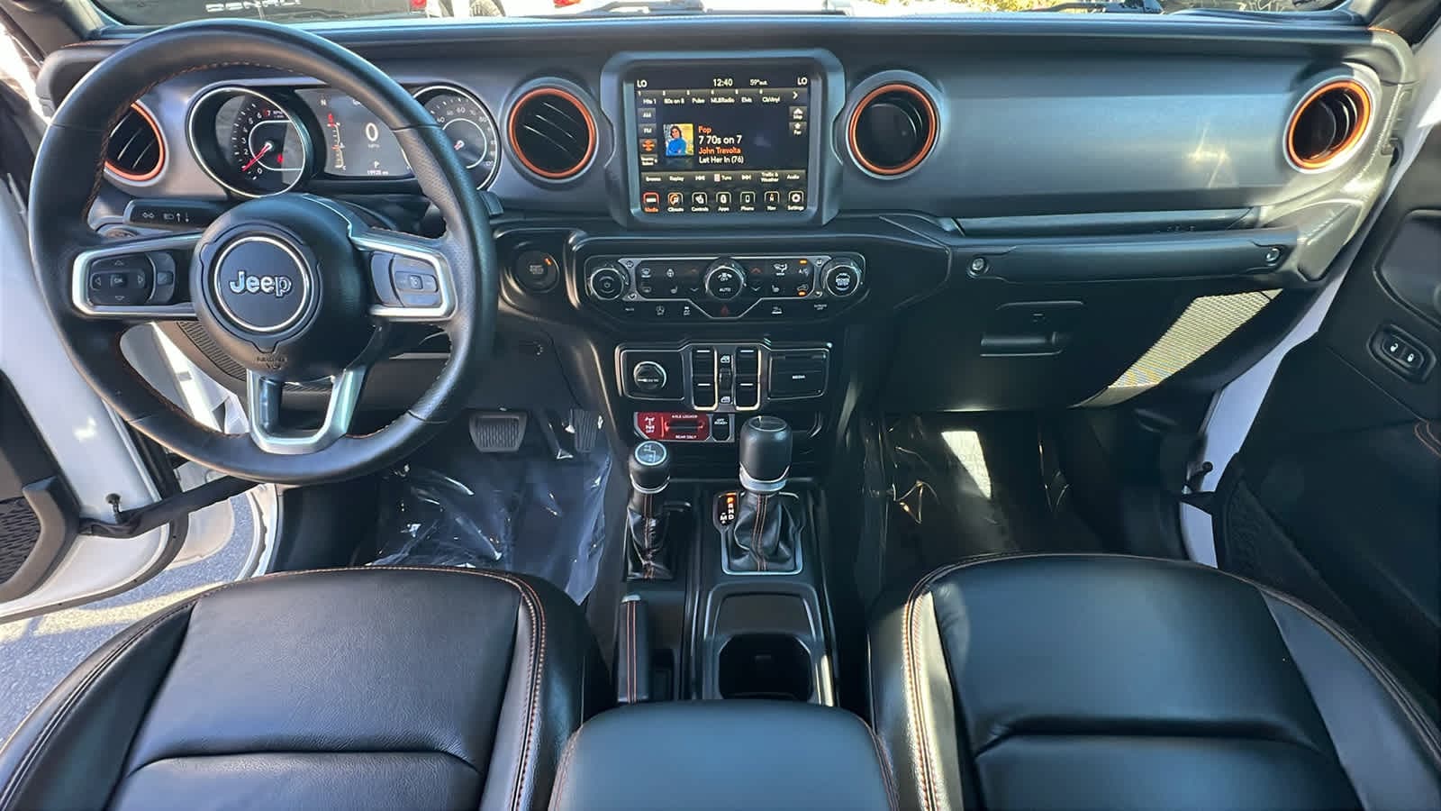 Thumbnail: 2022 Jeep Gladiator - 26