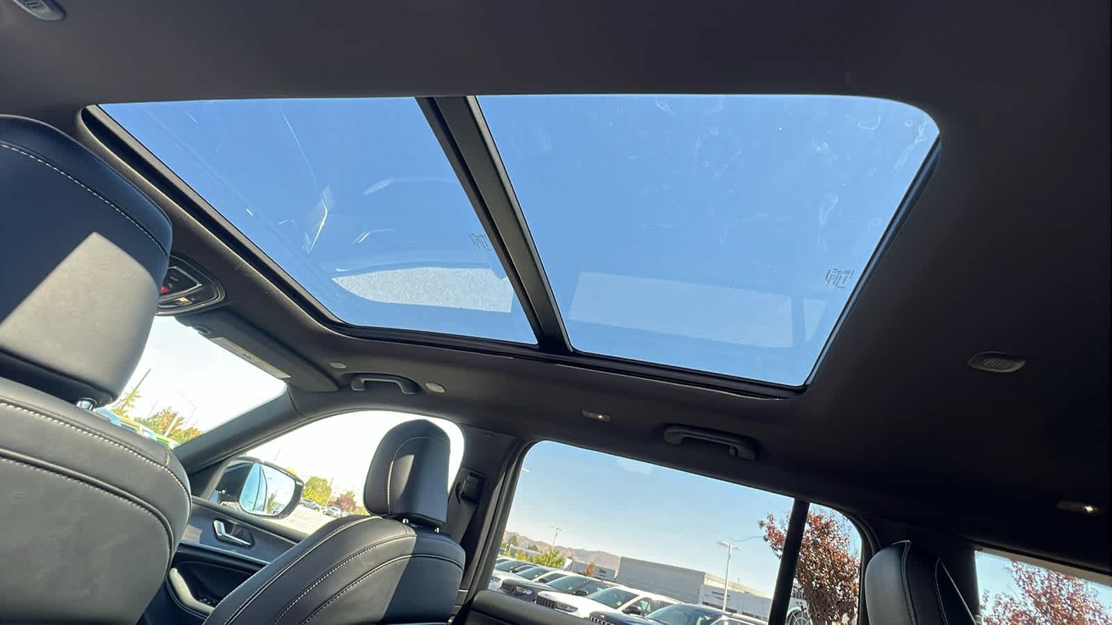 Thumbnail: 2025 Jeep Grand Cherokee L - 31