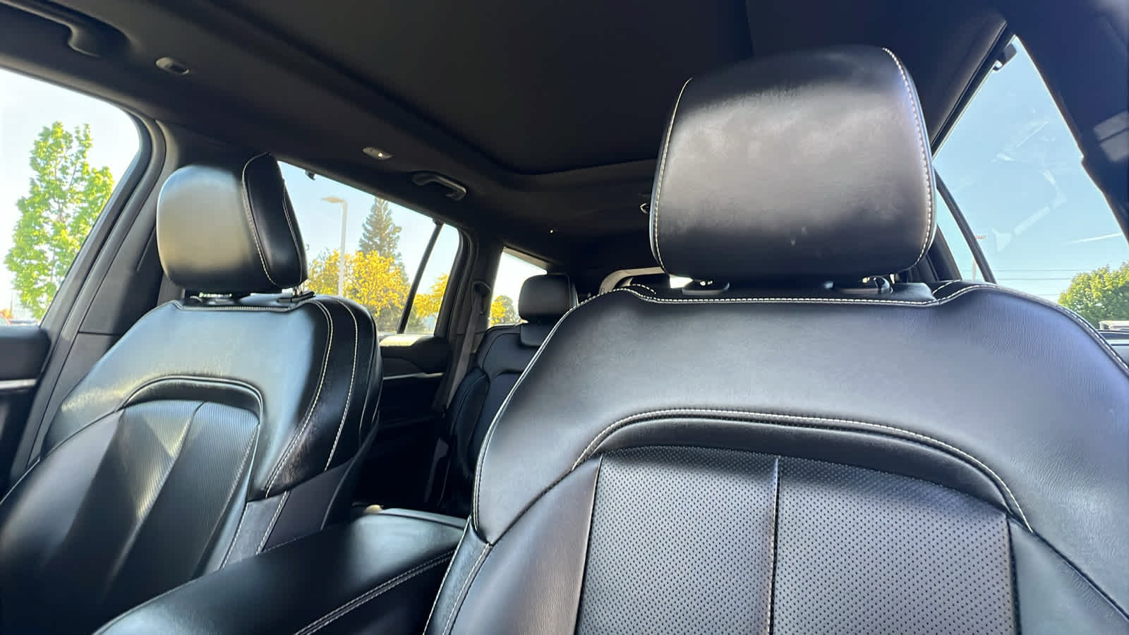 Thumbnail: 2024 Jeep Grand Cherokee L - 11