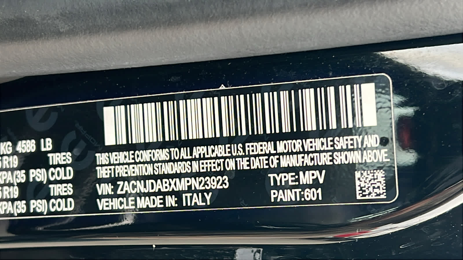 Thumbnail: 2021 Jeep Renegade - 30