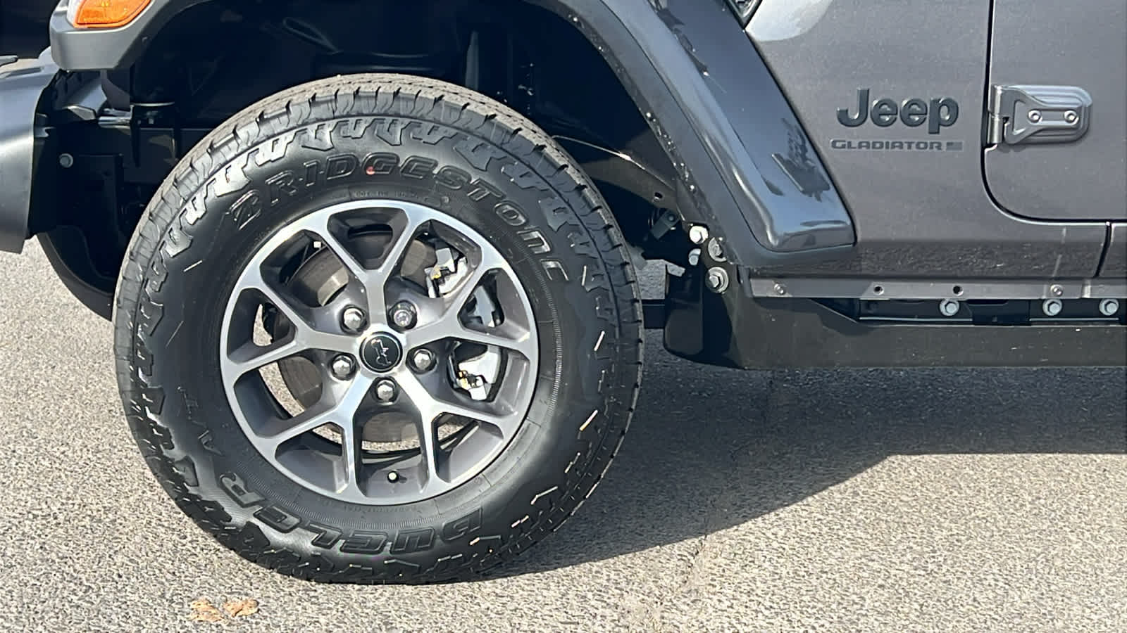 Thumbnail: 2026 Jeep Gladiator - 9