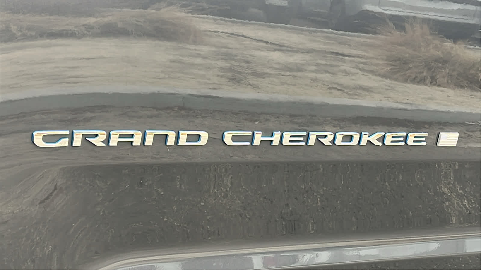 Thumbnail: 2024 Jeep Grand Cherokee - 28