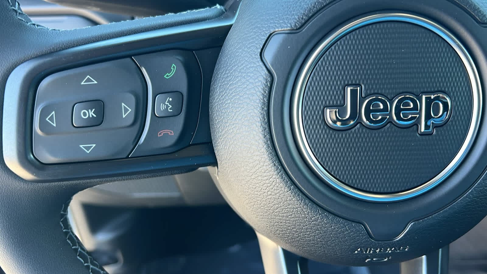 Thumbnail: 2026 Jeep Gladiator - 19