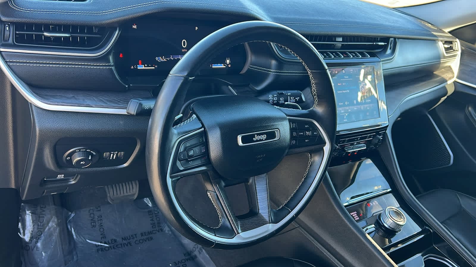 Thumbnail: 2013 Jeep Grand Cherokee - 10