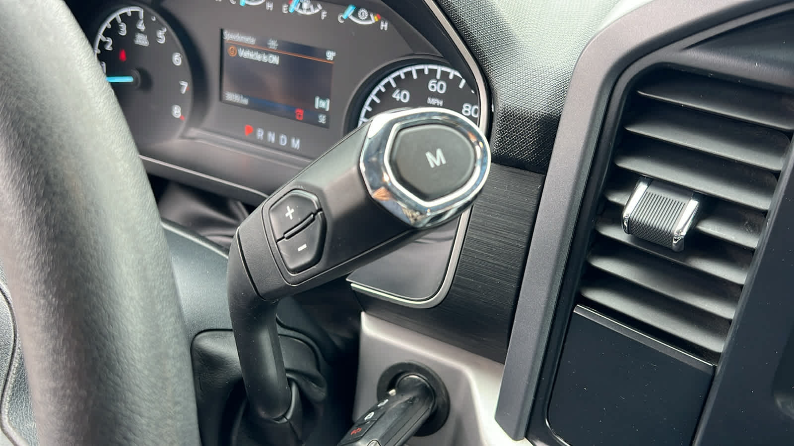 2023 Ford F-150 XLT - Photo 13