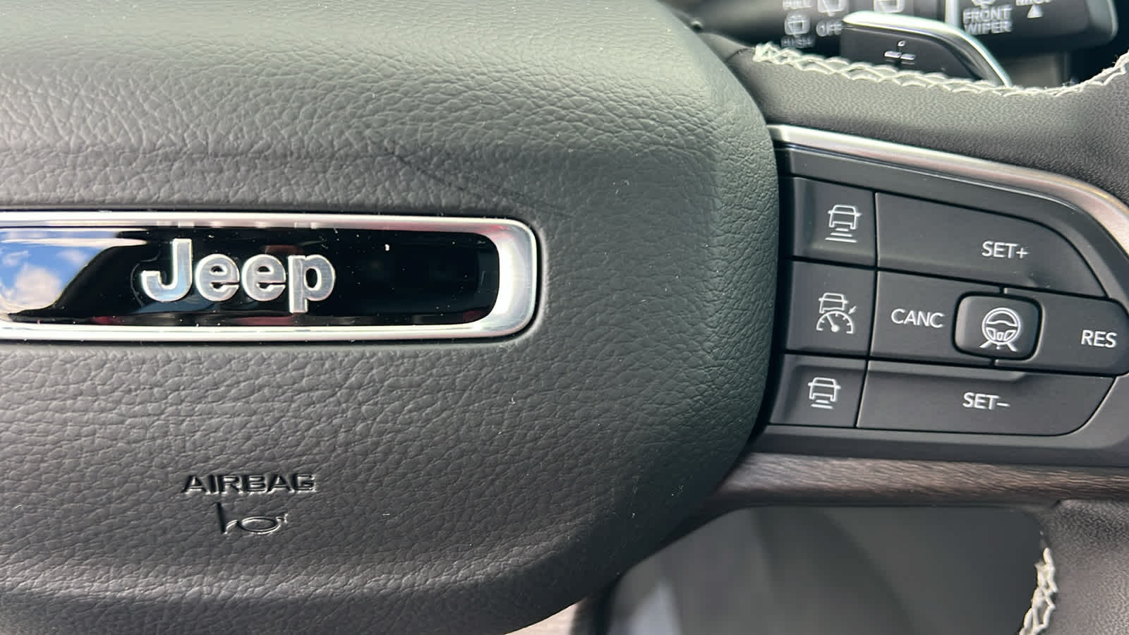 Thumbnail: 2026 Jeep Grand Cherokee - 20