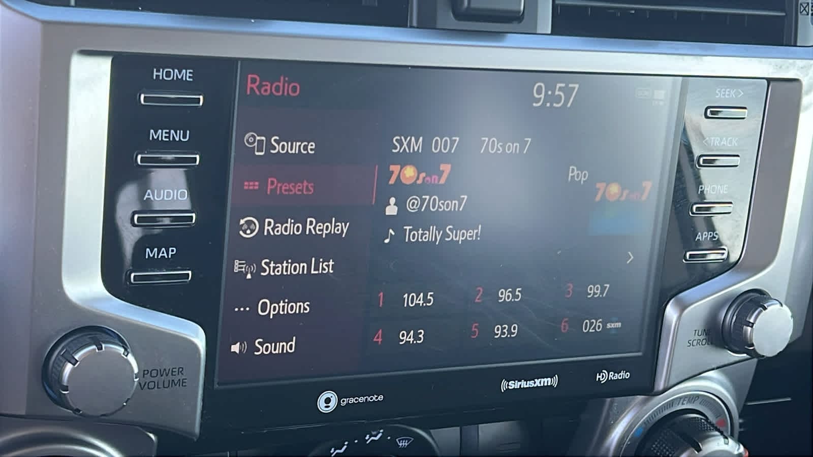 Thumbnail: 2021 Toyota 4Runner - 15