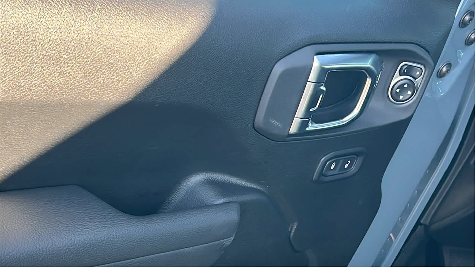 Thumbnail: 2026 Jeep Wrangler - 22