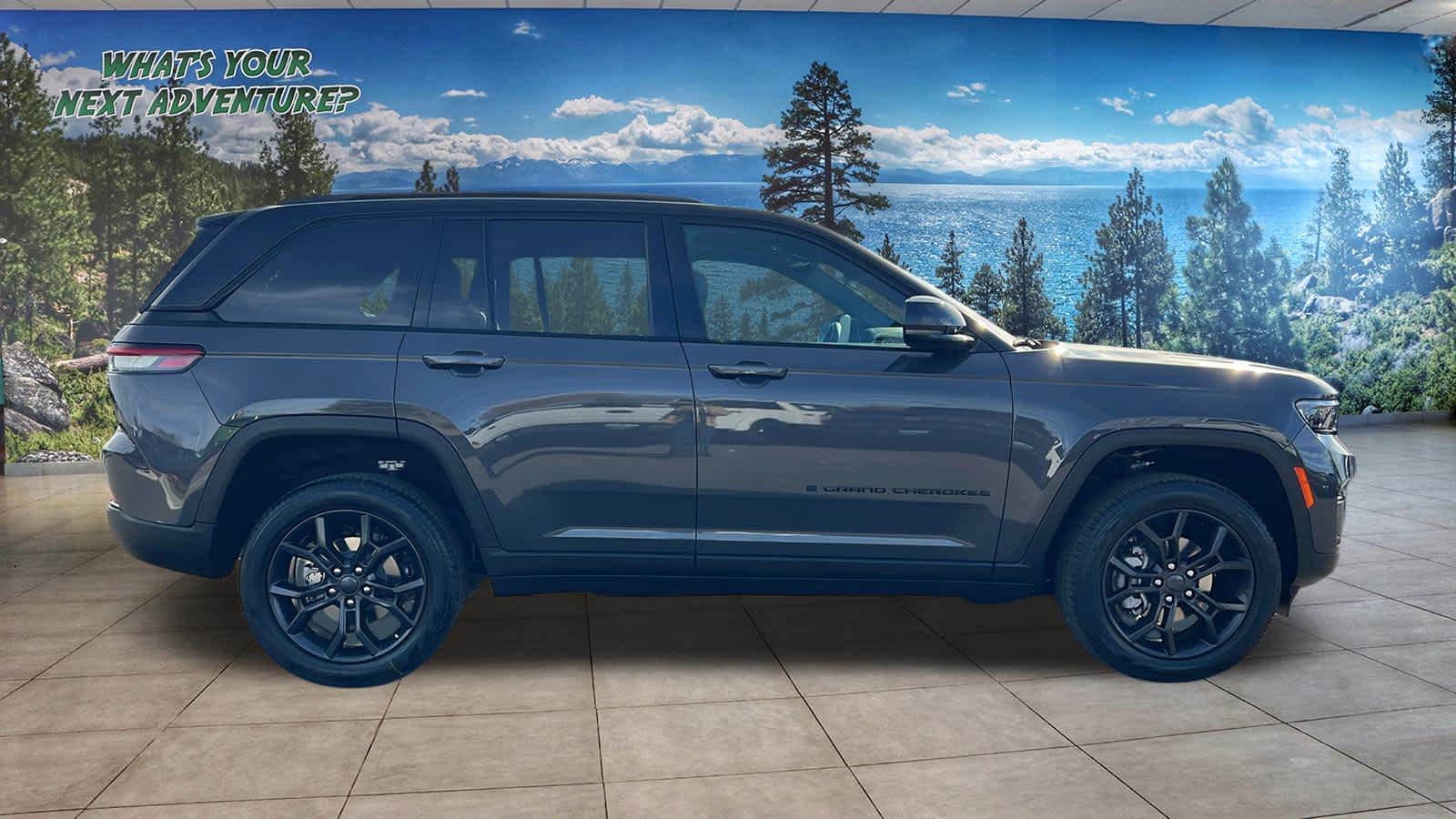 Thumbnail: 2025 Jeep Grand Cherokee - 4