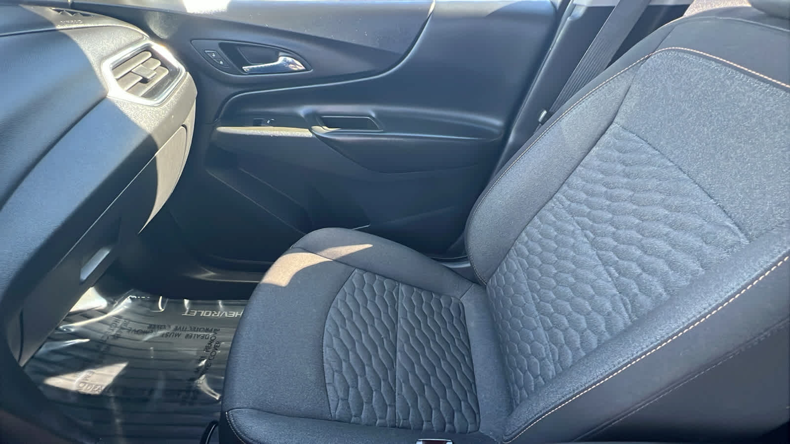 Thumbnail: 2020 Chevrolet Equinox - 12