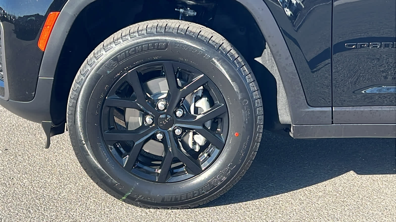 Thumbnail: 2026 Jeep Grand Cherokee - 9