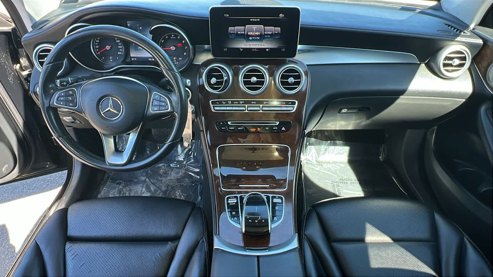 Thumbnail: 2017 Mercedes-Benz GLC - 26