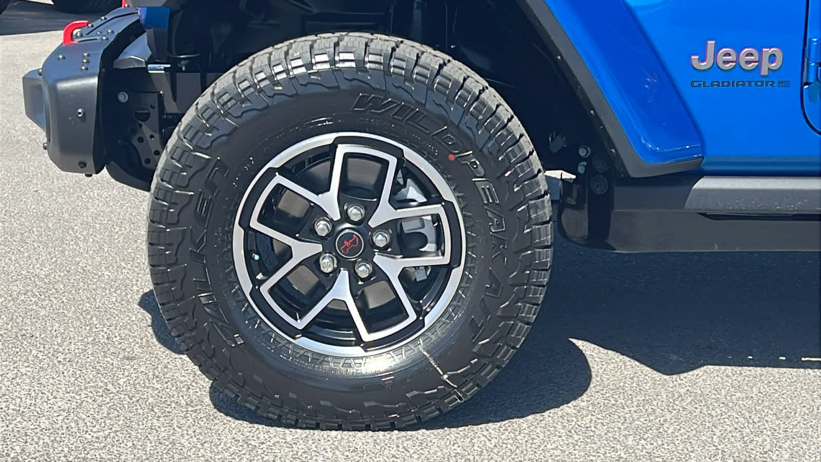 Thumbnail: 2026 Jeep Gladiator - 9
