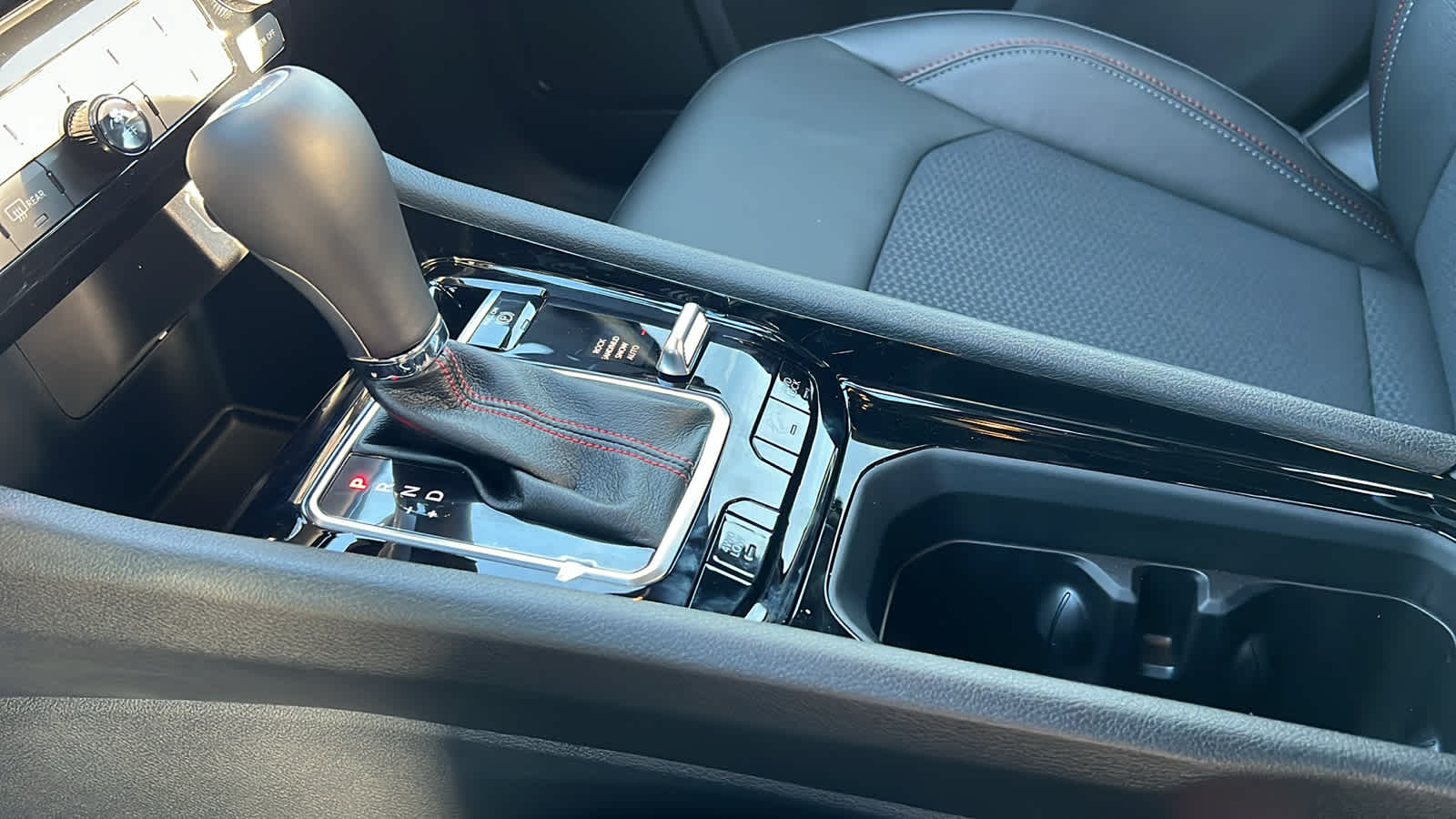 Thumbnail: 2026 Jeep Compass - 13