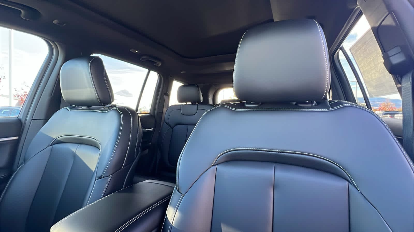 Thumbnail: 2025 Jeep Grand Cherokee - 11