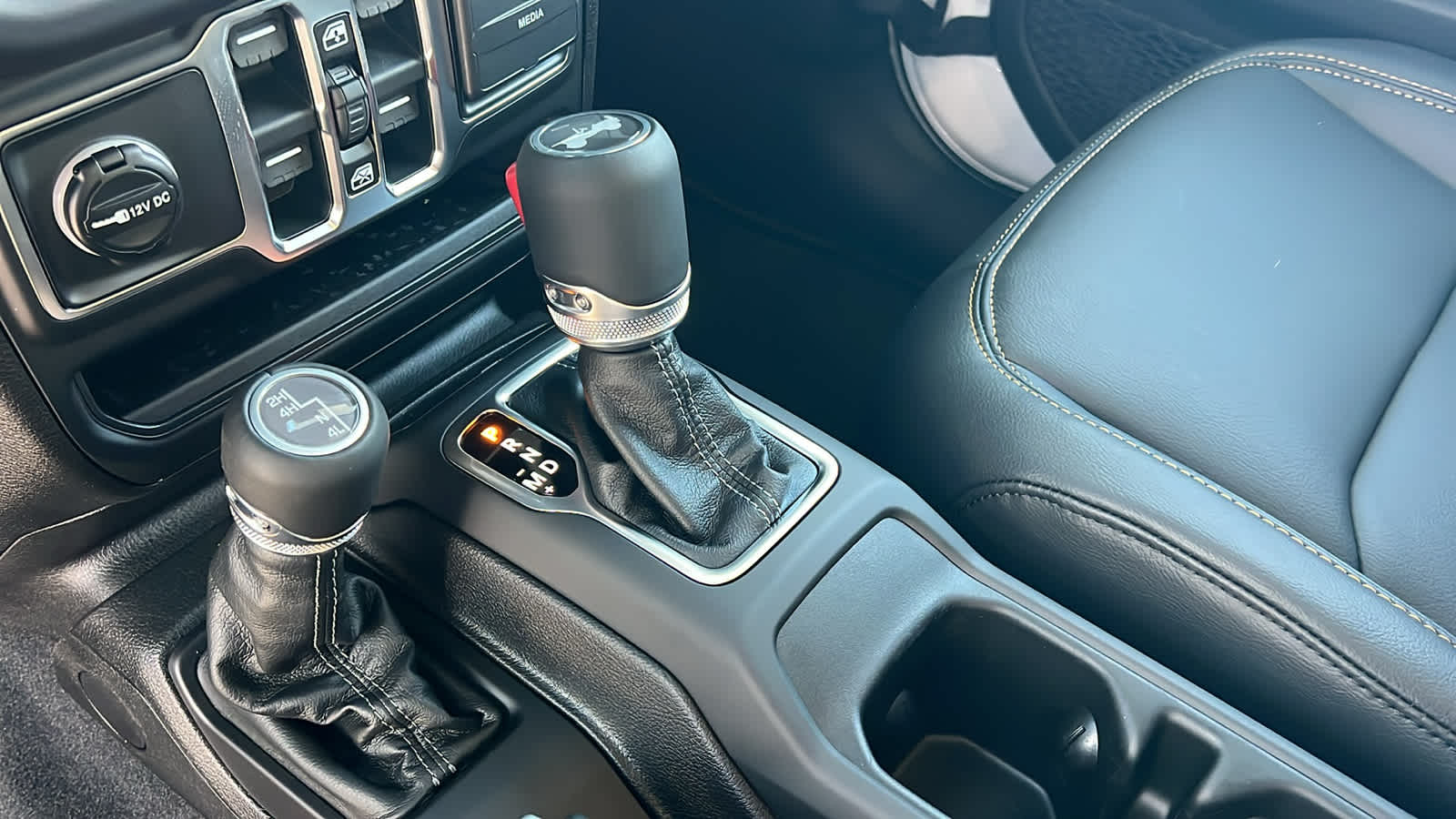 Thumbnail: 2026 Jeep Wrangler - 13