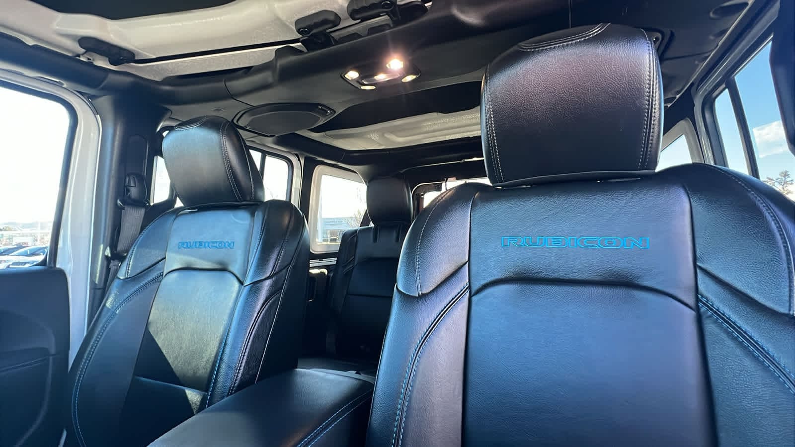 Thumbnail: 2022 Jeep Wrangler - 11