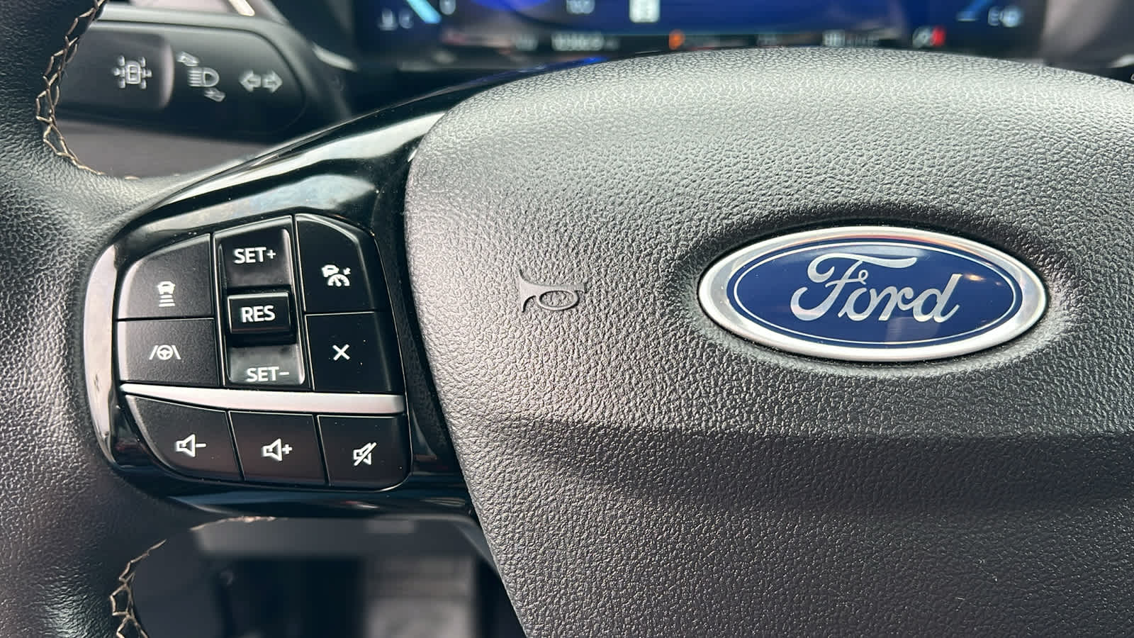 Thumbnail: 2022 Ford Escape - 19