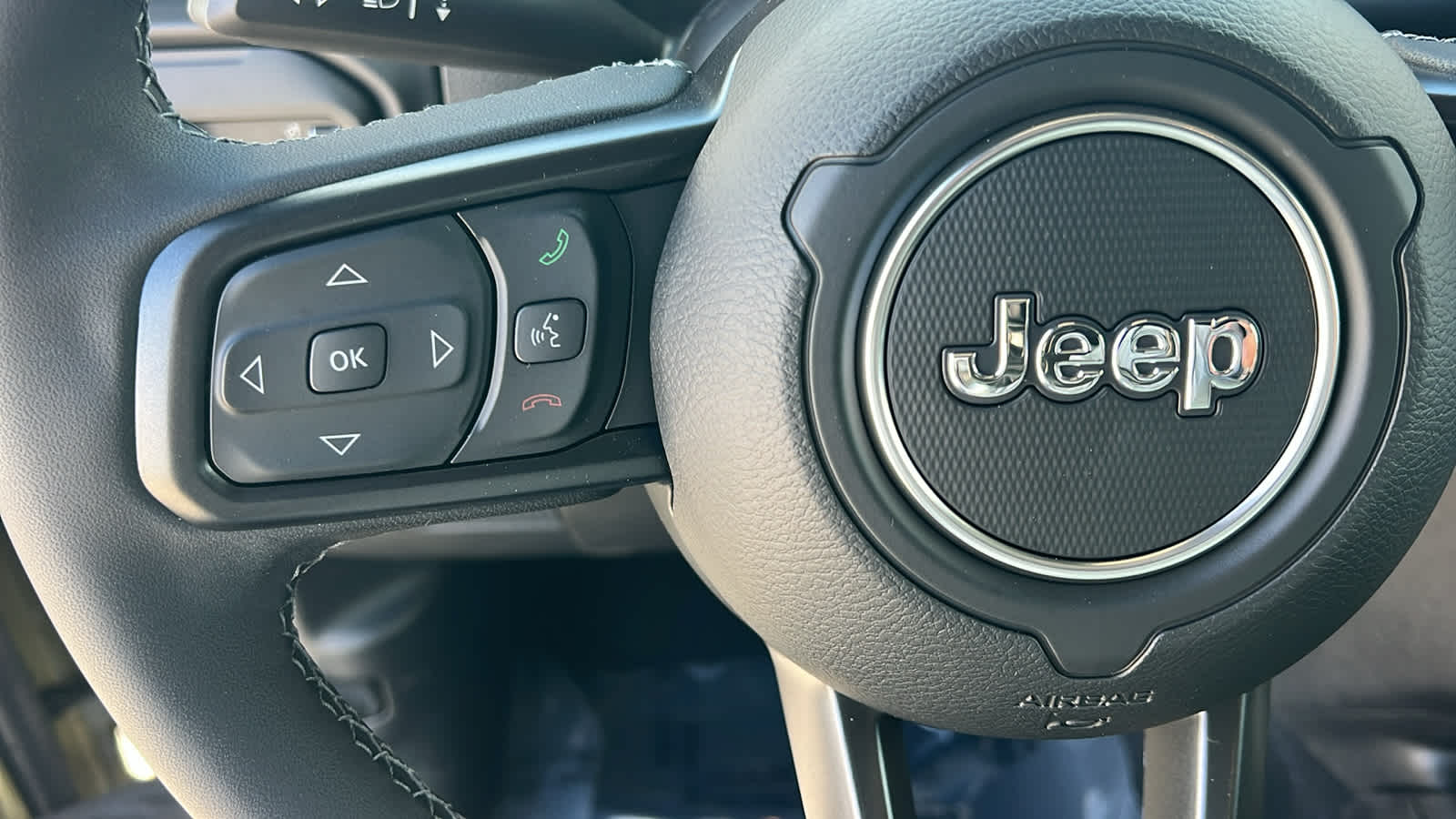 Thumbnail: 2026 Jeep Gladiator - 19