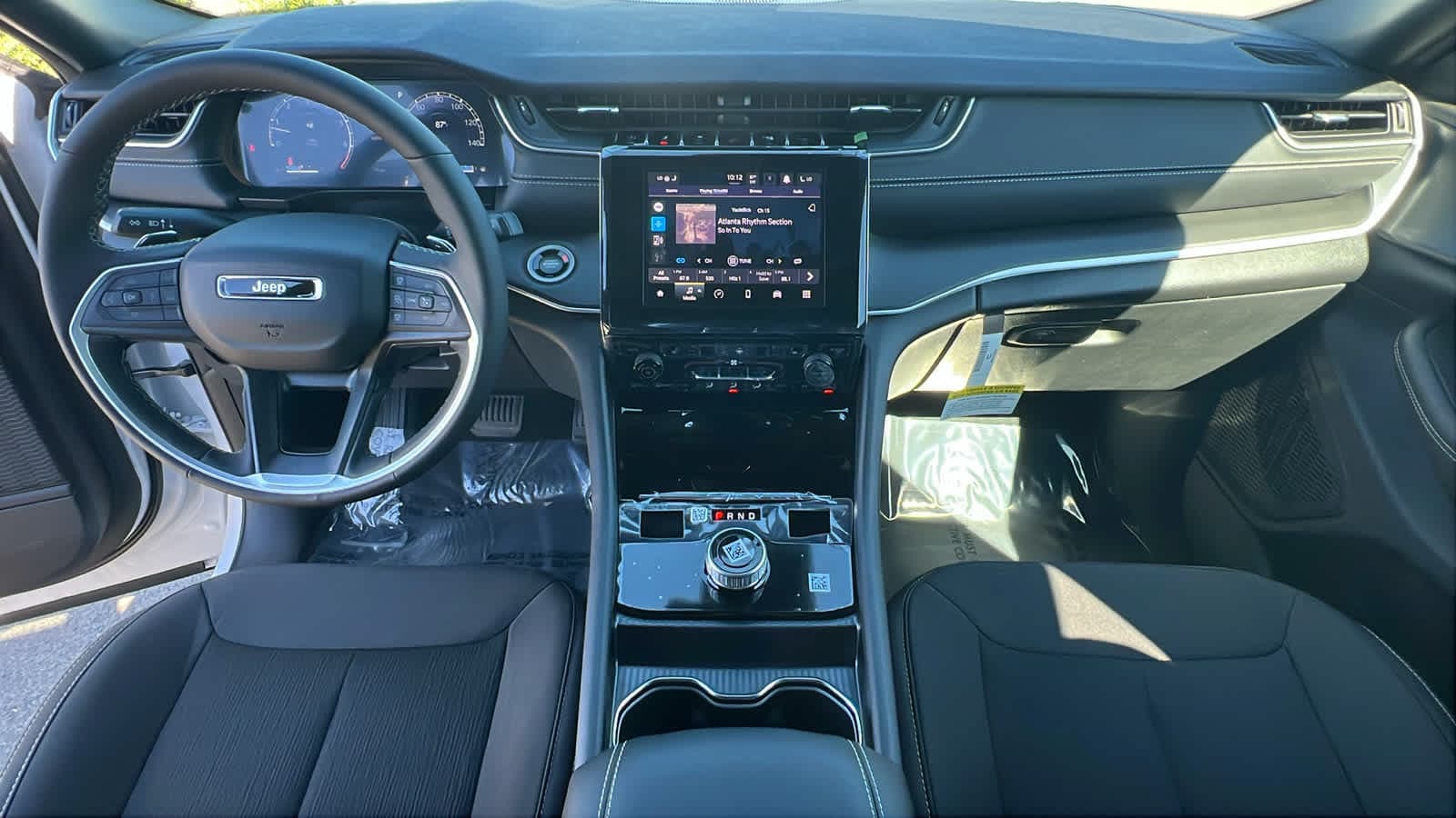 Thumbnail: 2026 Jeep Grand Cherokee - 26